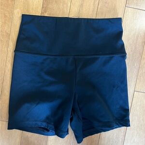 American Eagle The Everything Bike Short